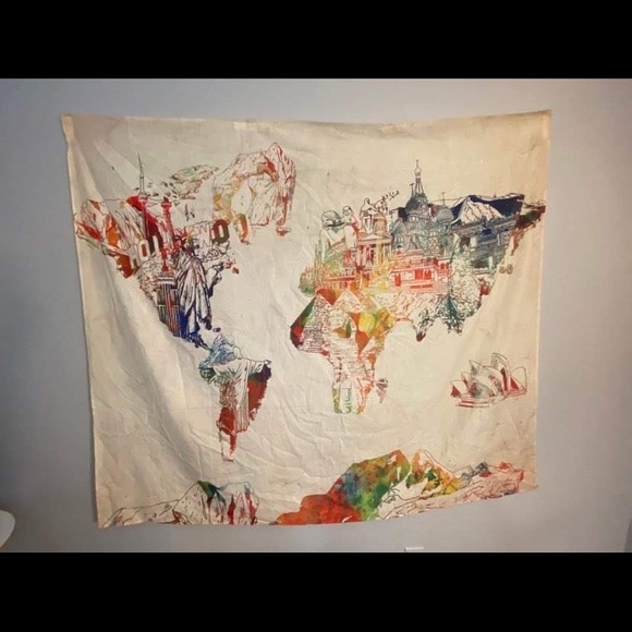 Colorful world map tapestry - Picture 2 of 2